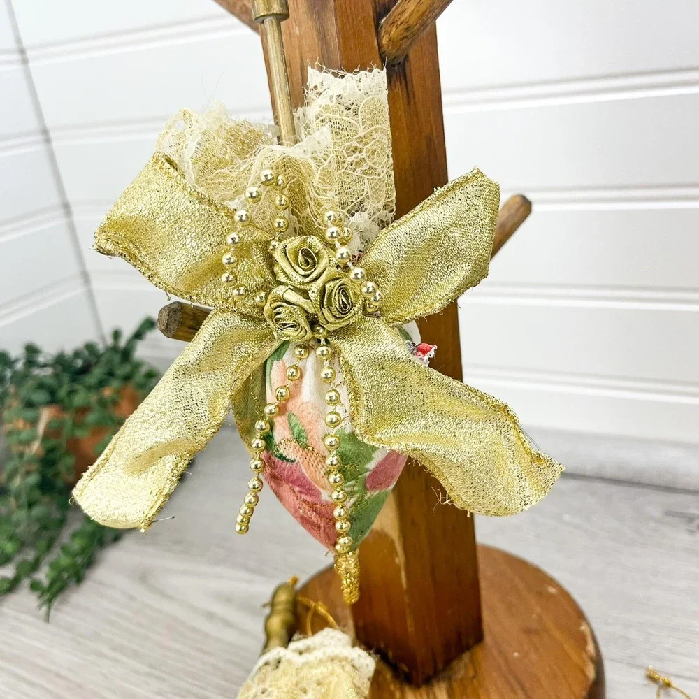 Vintage Floral‎ Christmas Ornaments: Shabby Chic Cottagecore Decor, Set of 4